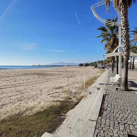 Guillem Planetcostadorada Cambrils Exterior photo